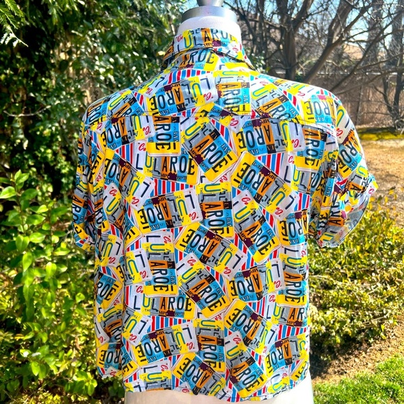 LULAROE 🙂Colorful Graphic Button-Up Shirt - Picture 6 of 7